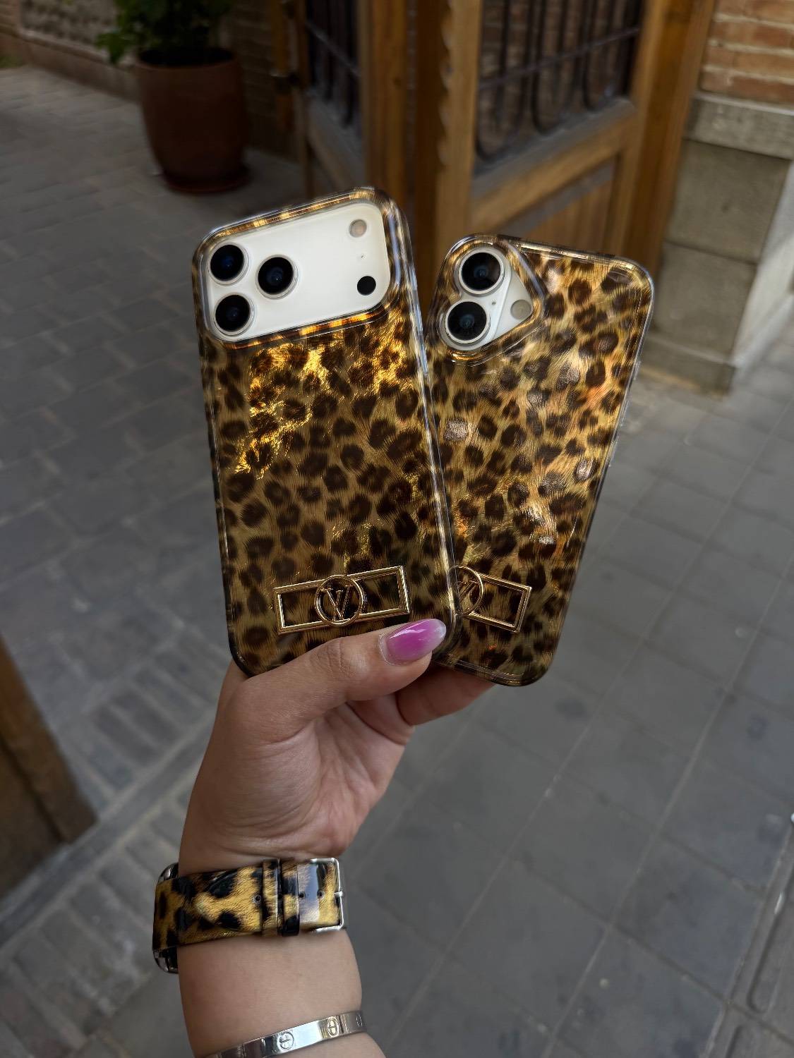 قاب گوشی ایفون leopard brand
