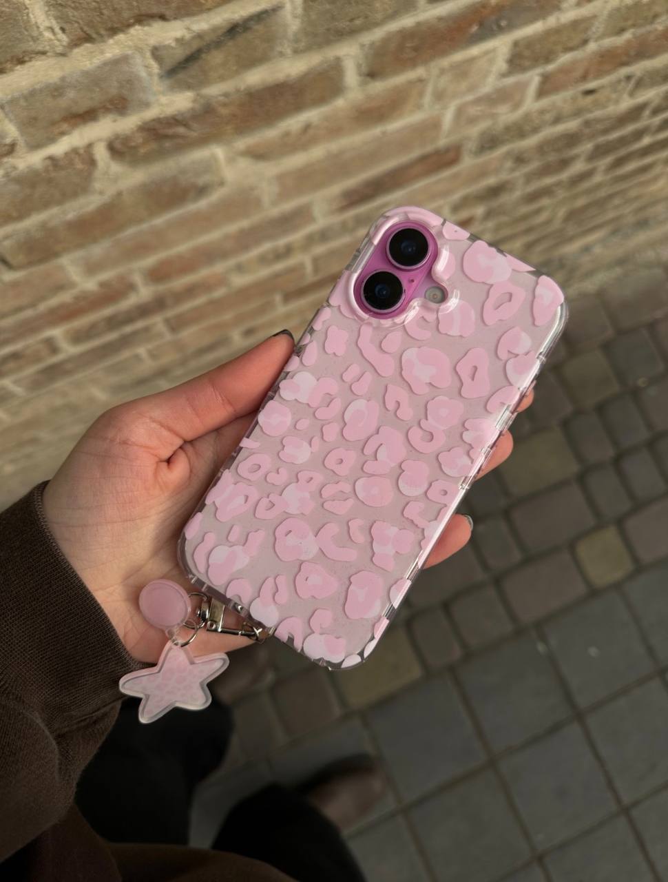 قاب گوشی ایفون minimal leopard صورتی